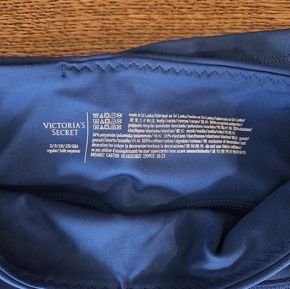 NWT Victoria Secret Flare Leggings - Picture 4 of 6